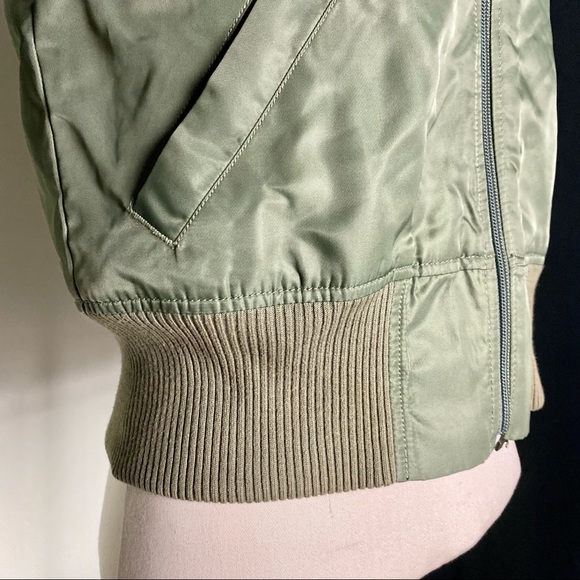 Gap Furry Hooded Bomber Jacket - Picture 4 of 8